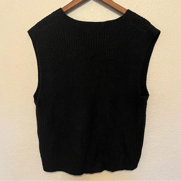 H&M Divided Black Knit Sleeveless V-Neck Wide Cut Sweater Vest Size Medium - Picture 7 of 14